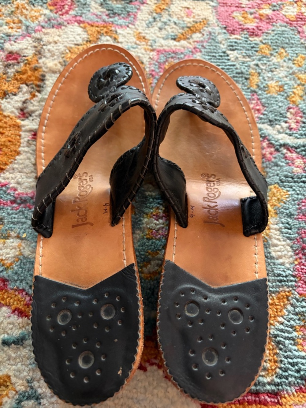 Jack Rogers Black Leather Thong Wedge Sandals with Tan Footbed - Picture 3 of 4